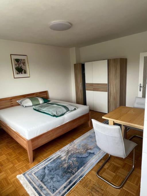Wohnung In Štýrský Hradec Exteriér fotografie